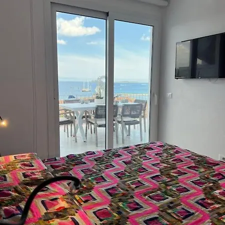Elegante Trilocale Vista Mare A Holiday home